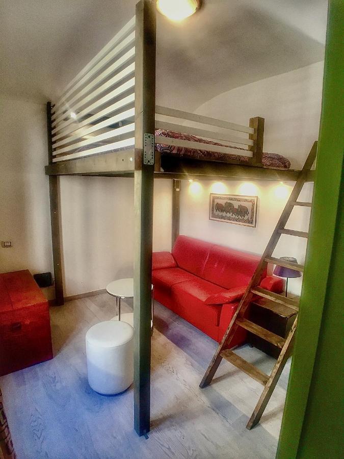 Appartamento In Tranquillo Borgo Vicino Al Centro 都灵 外观 照片