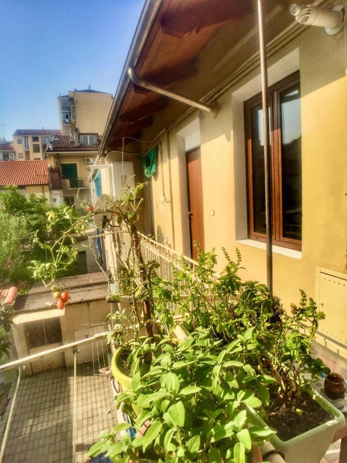 Appartamento In Tranquillo Borgo Vicino Al Centro 都灵 外观 照片