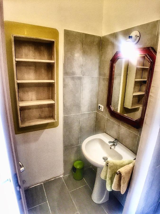 Appartamento In Tranquillo Borgo Vicino Al Centro 都灵 外观 照片